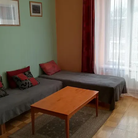 Manor Hotel 3*